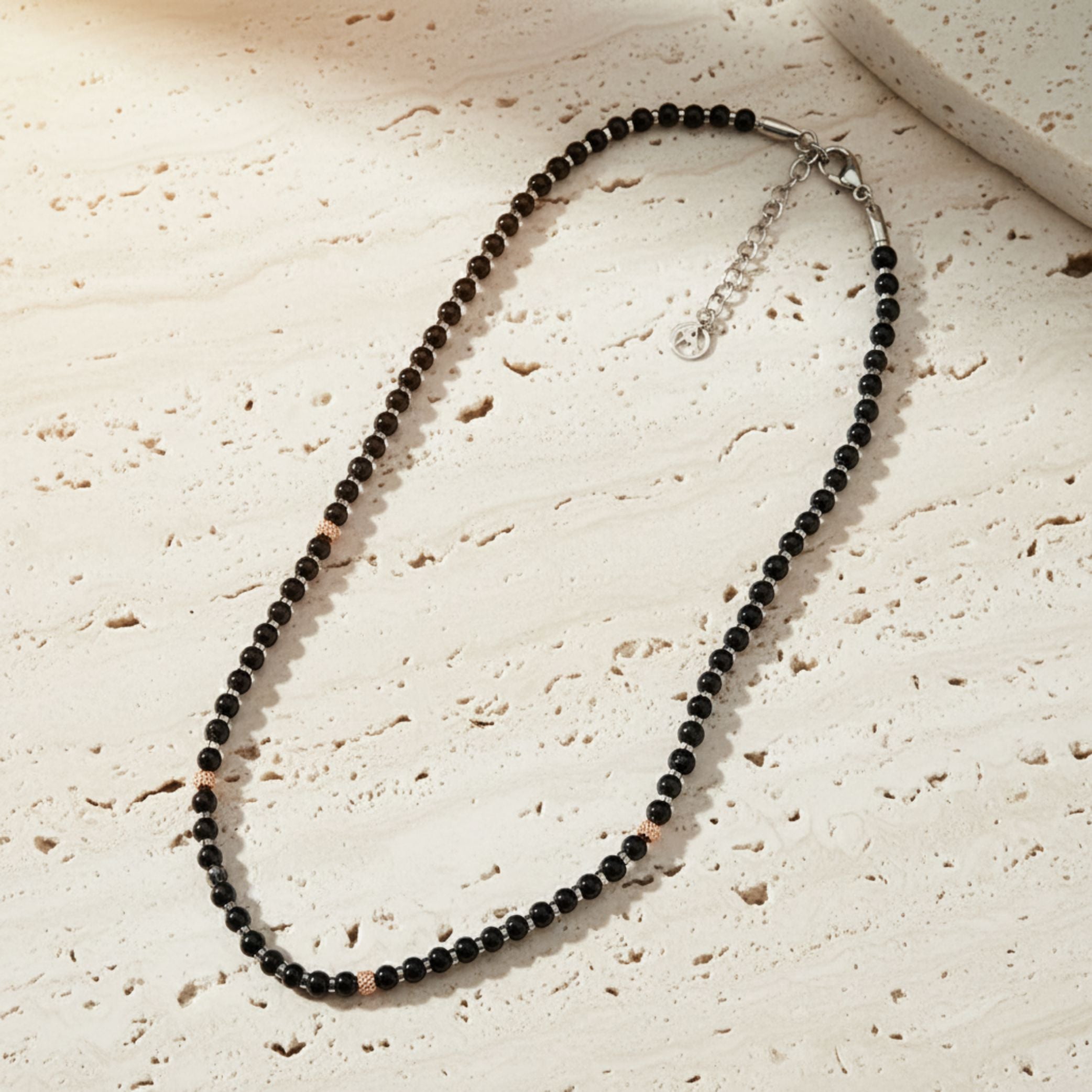 zugstopp halsband leder Zugstopp-Halsband Rindleder & betaDog Hexa – Robust mit Messing –  Jagdexperte Amler main image 1